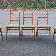 Set of 5 vintage chairs