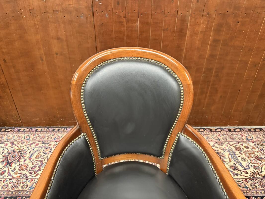 Classic Italian Office Chair