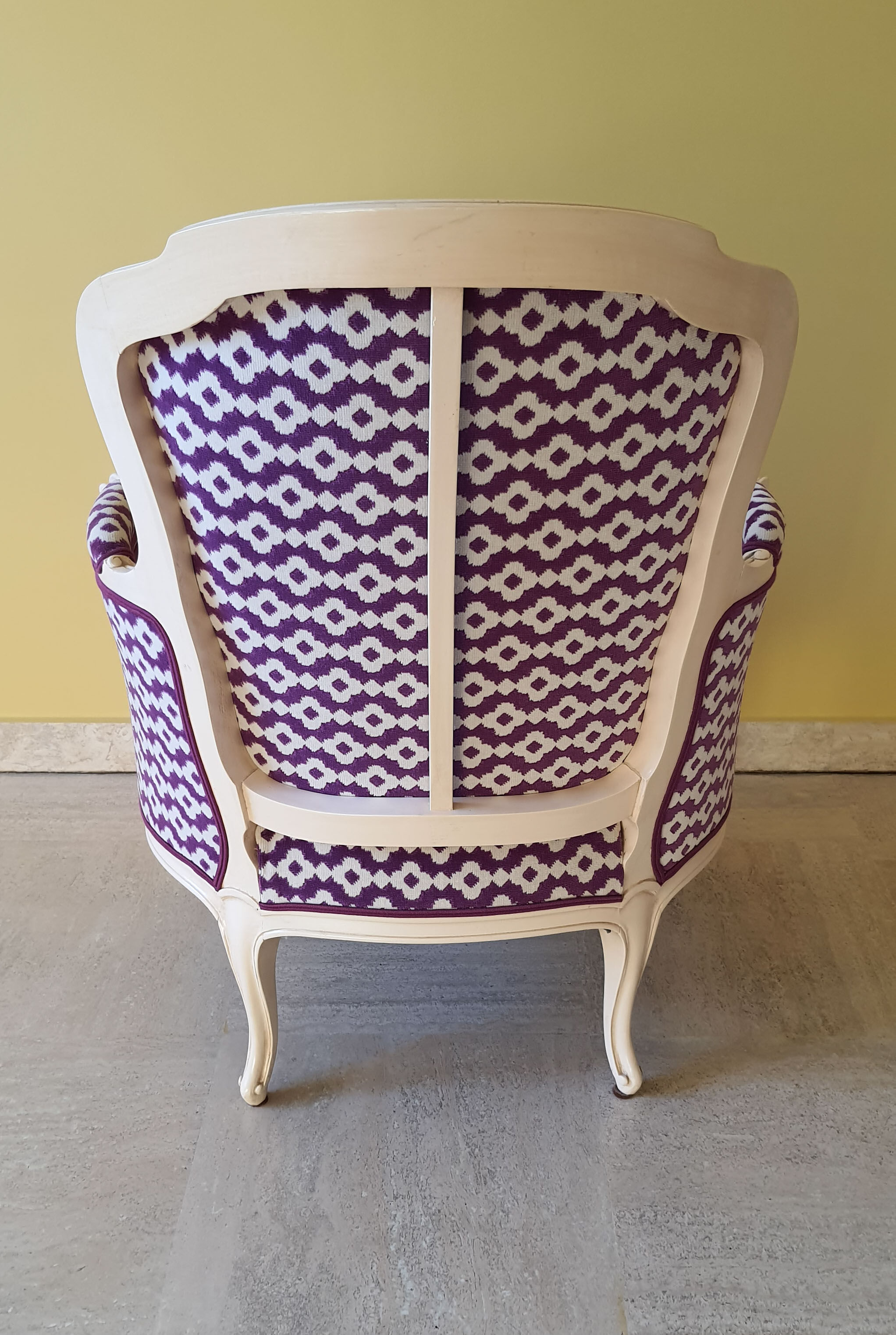 Louis XV shepherdess armchair reupholstered