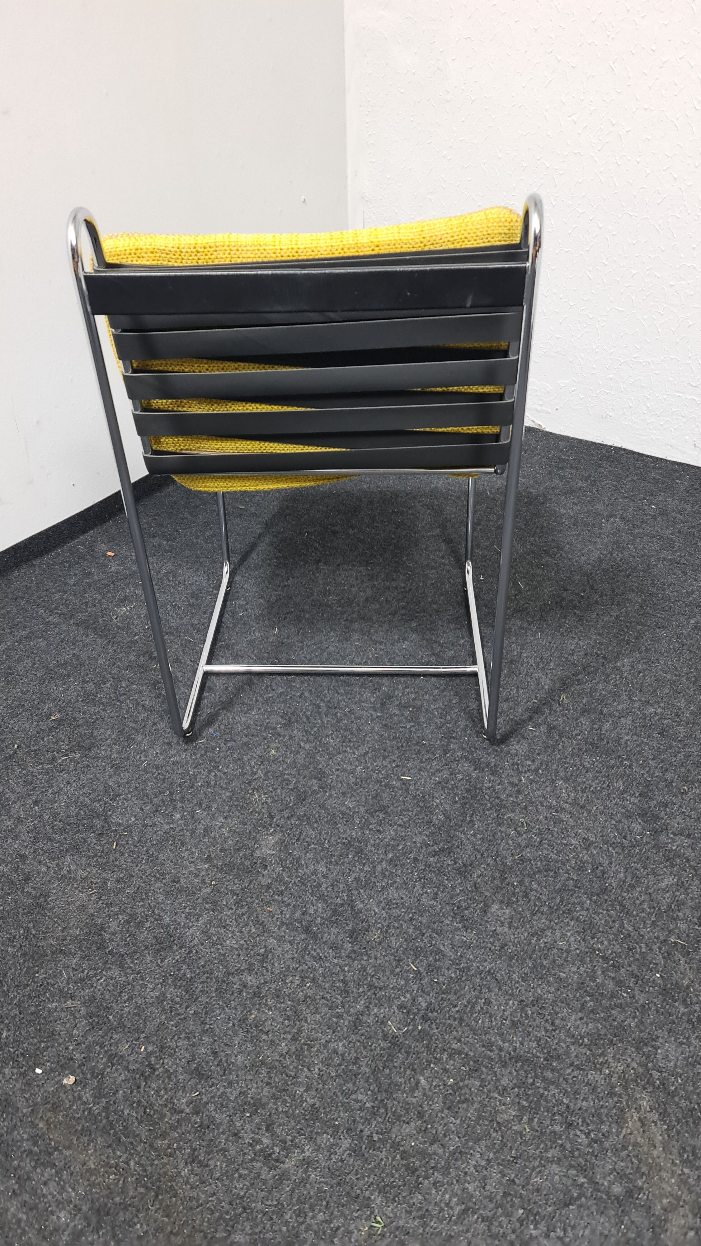 A set of 6 vintage  metal framed dinning chairs