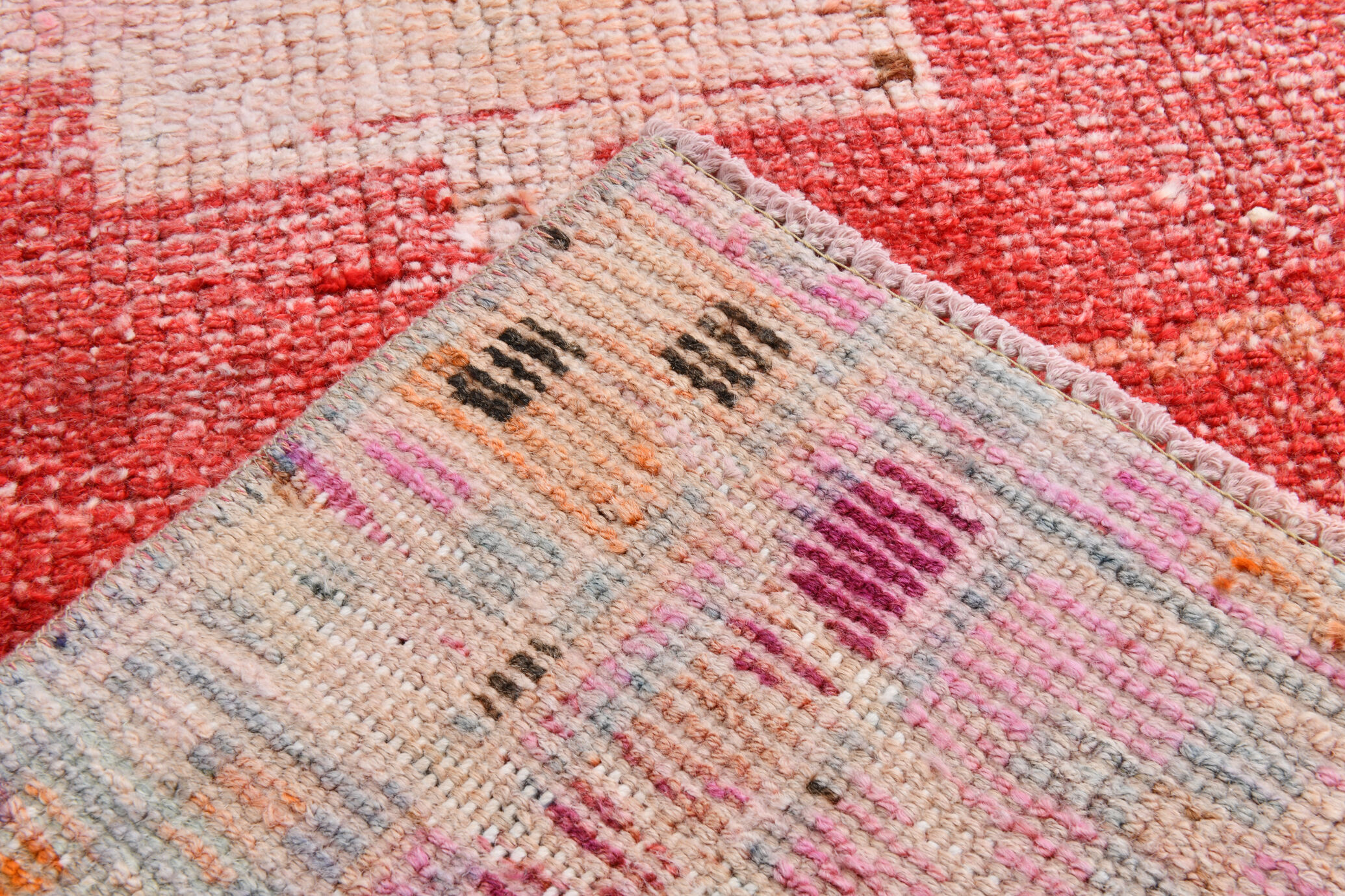 2x10 Pink & Red Classic Runner Rug,76x299Cm