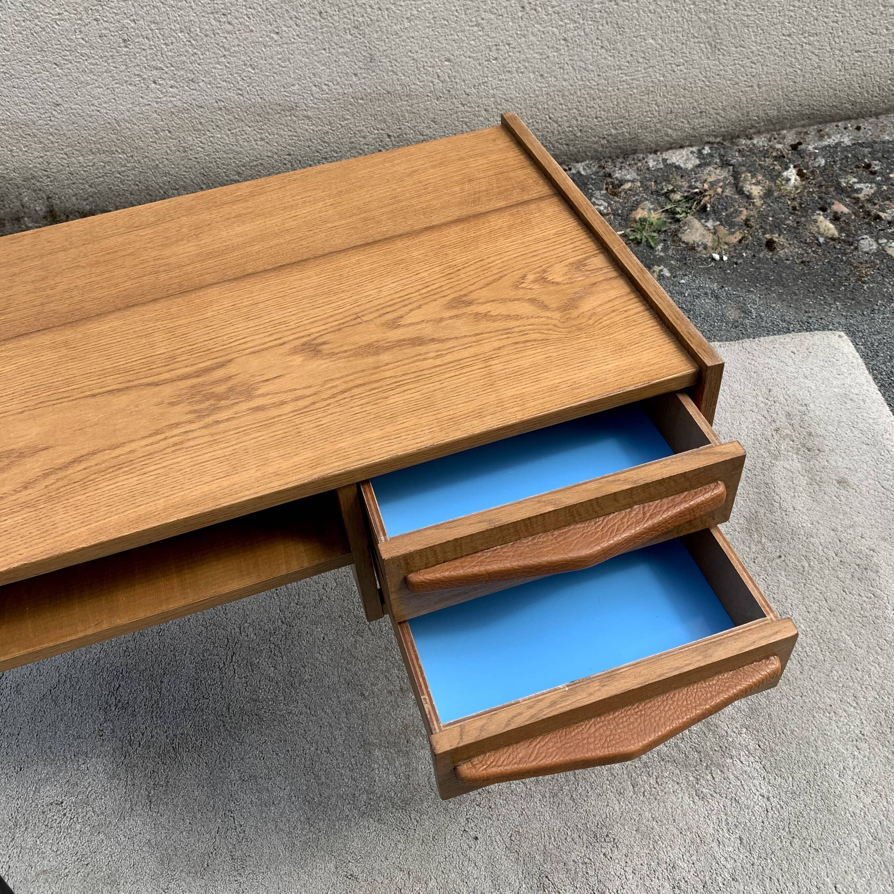 2-drawer, 1-compartment desk from 1950