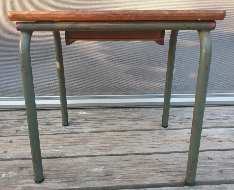 Table kindergarten office Jacques Hitier 1949