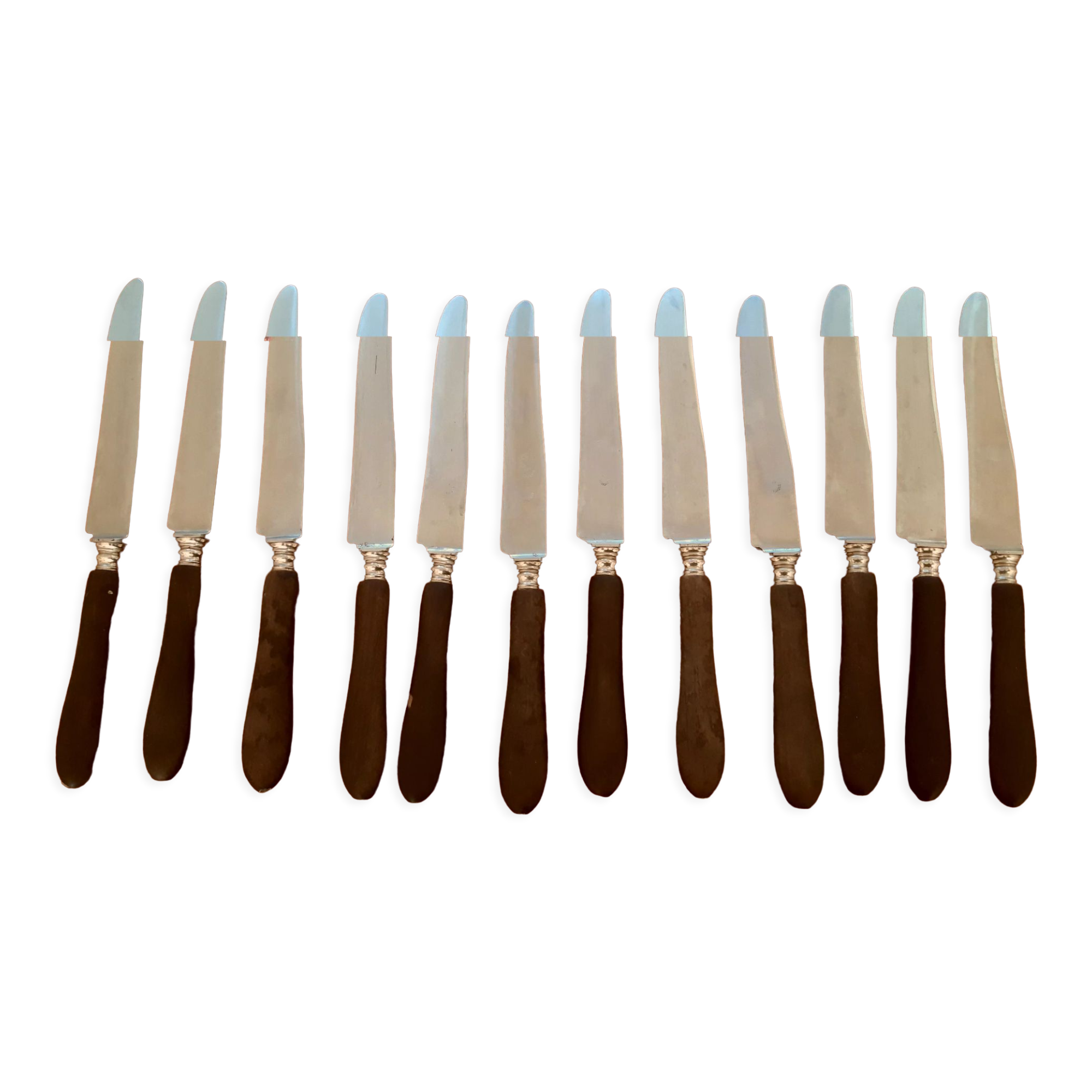 12 knives au gaulois blackened wooden handle