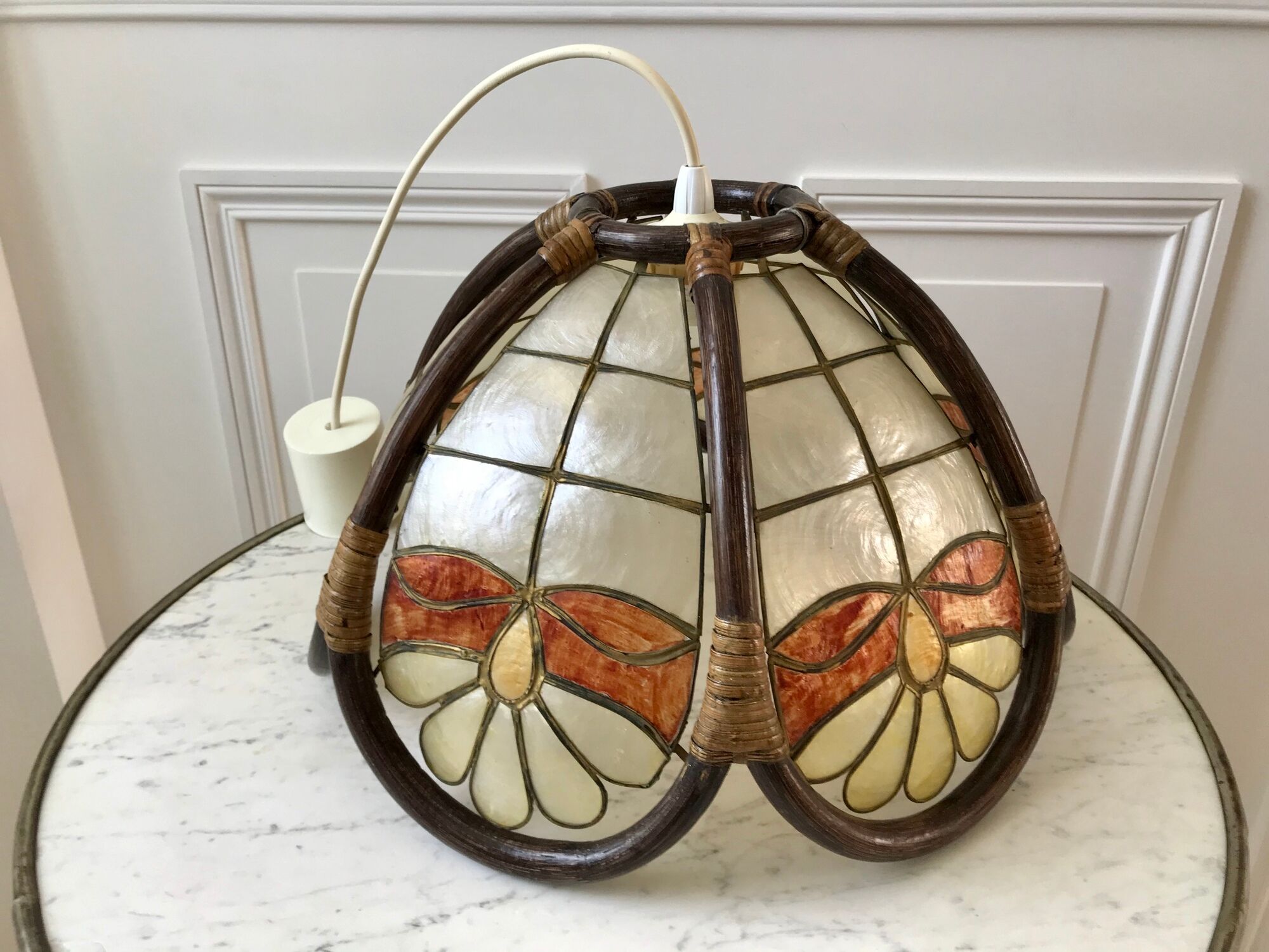 Suspension in mother-of-pearl and bamboo / rattan 70s