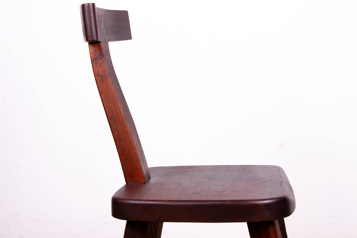 Set of 4 Scandinavian chairs in solid Elm, model T in the style of Olavi Hannin.