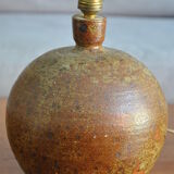 Pied de lampe boule en grès vintage signée