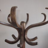 Baumann parrot coat rack