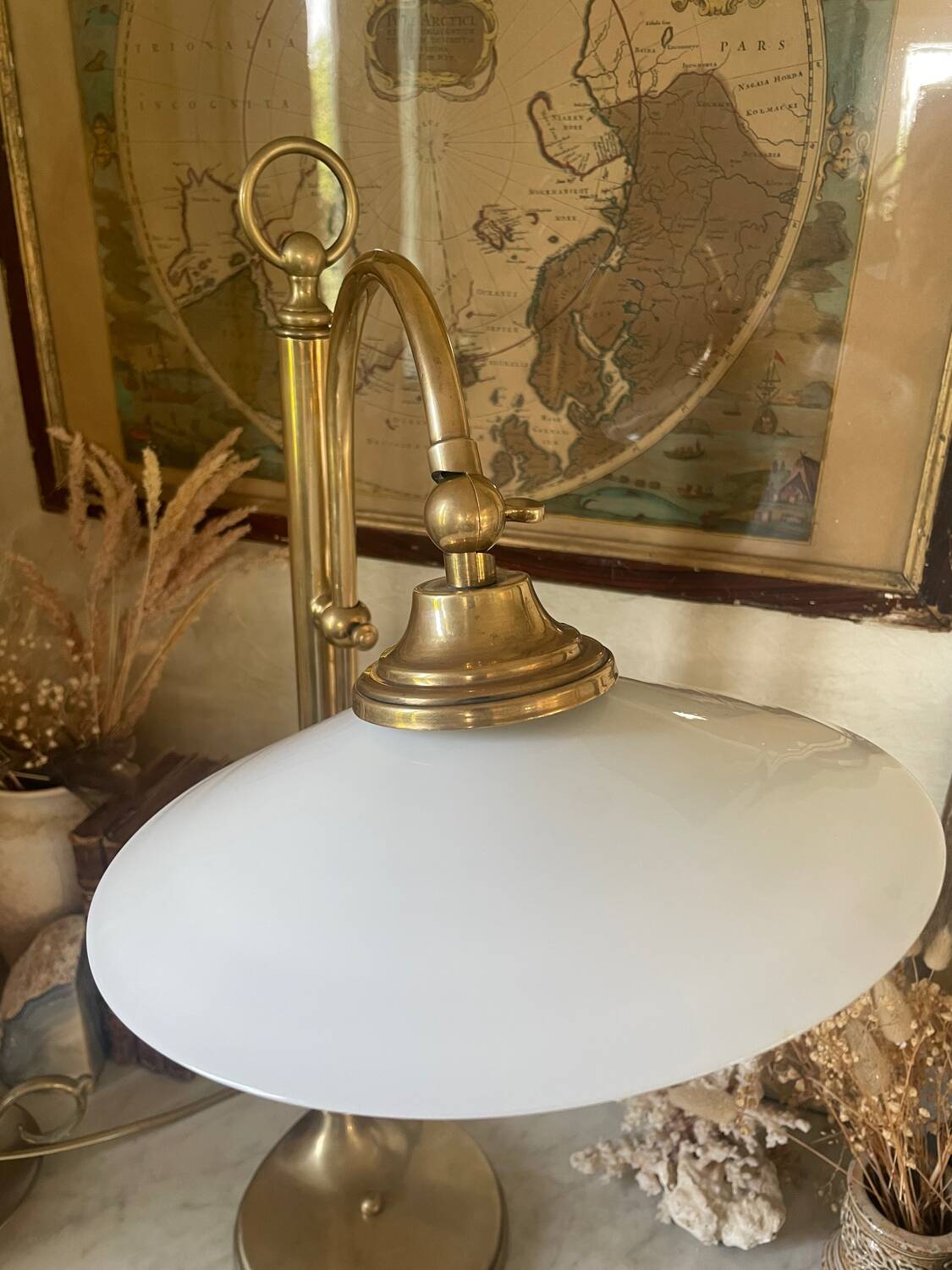 Italian lamp in brass and opaline sliding arm 67cm