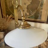 lampe italienne en laiton et opaline bras coulissant 67cm