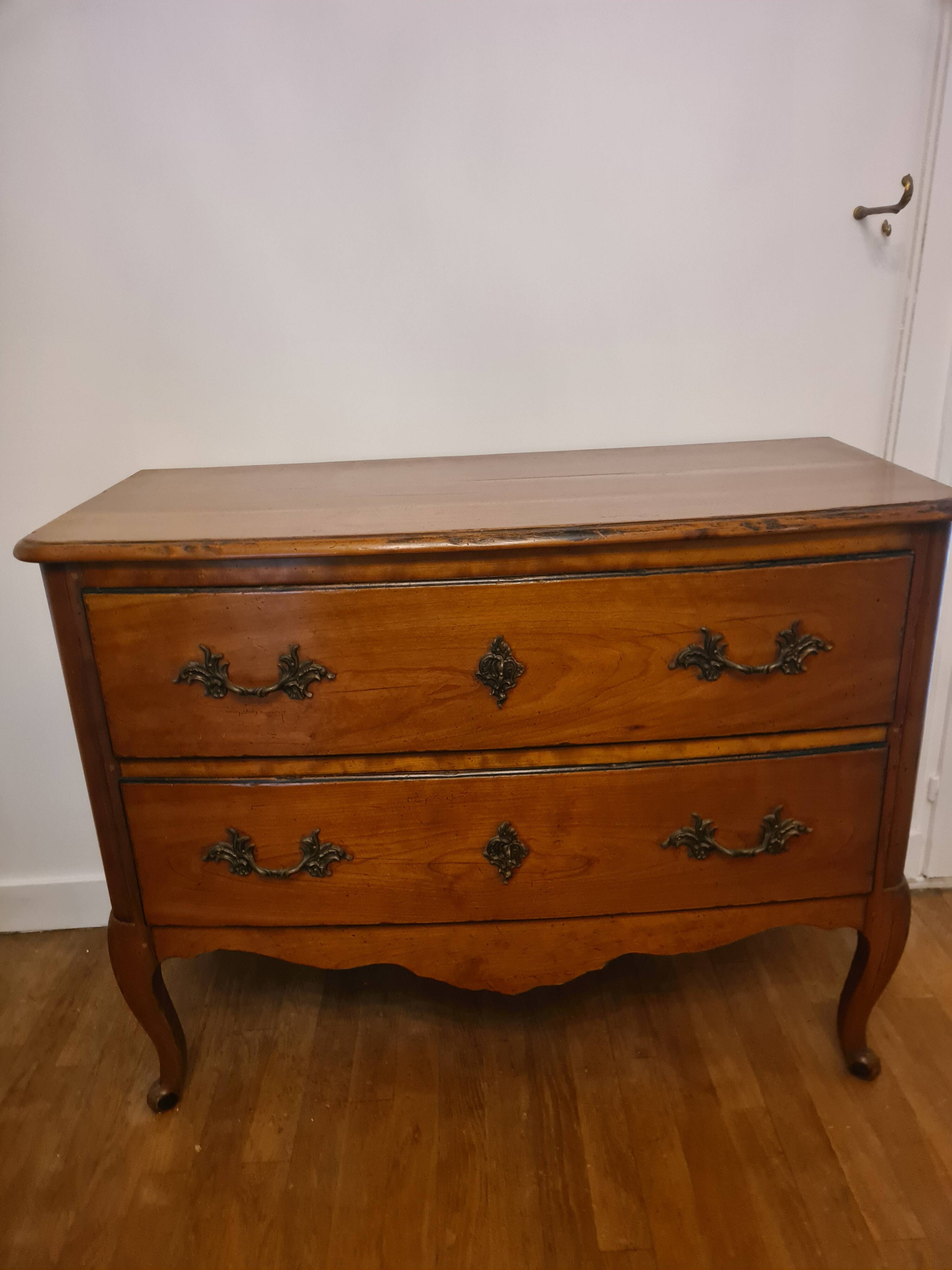 commode Mailfert style hache louis XV