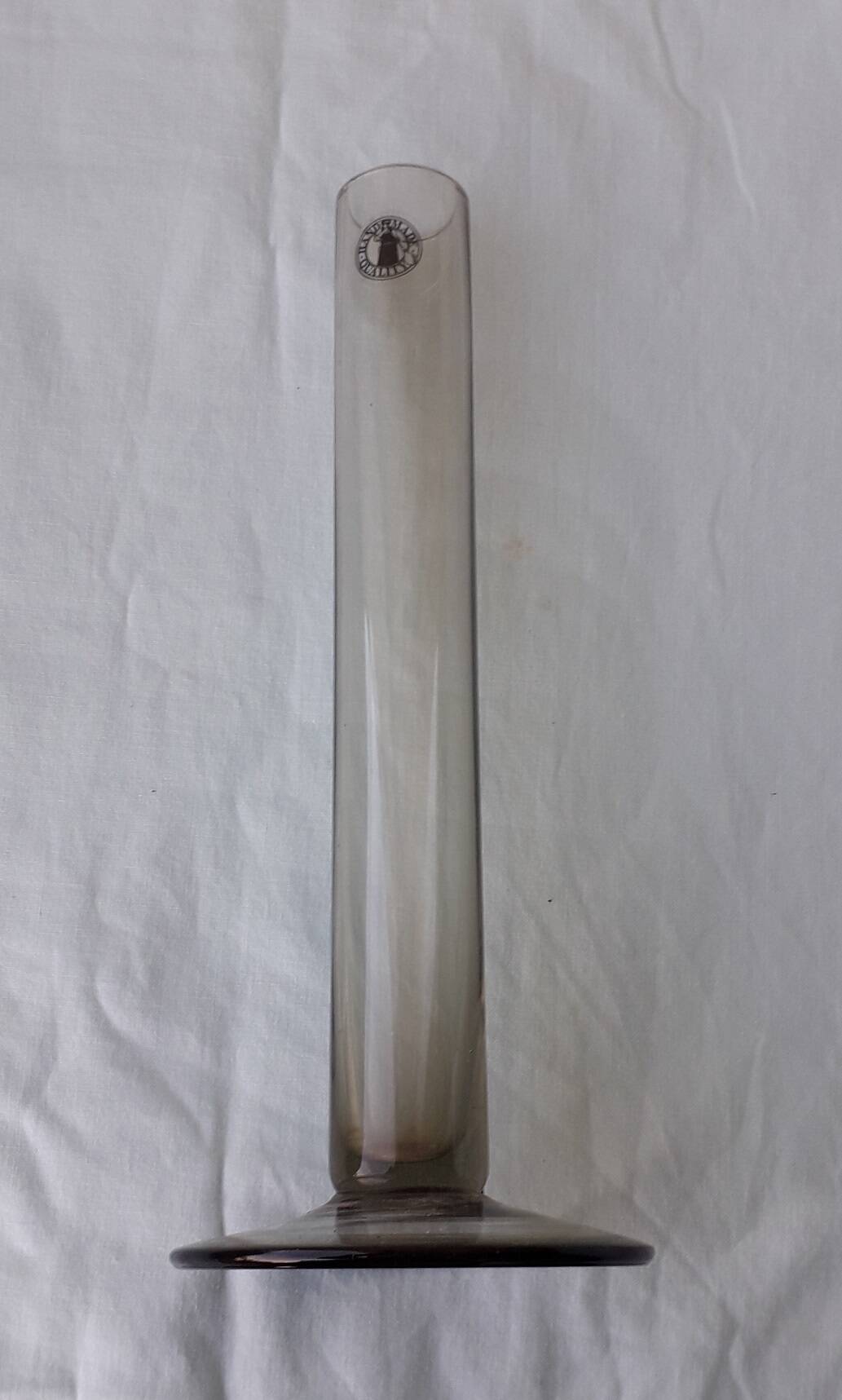 Single-stem glass vase