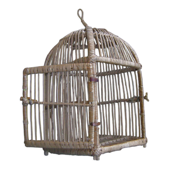 Wicker cage