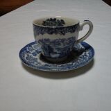 Assortment of 3 blue cups