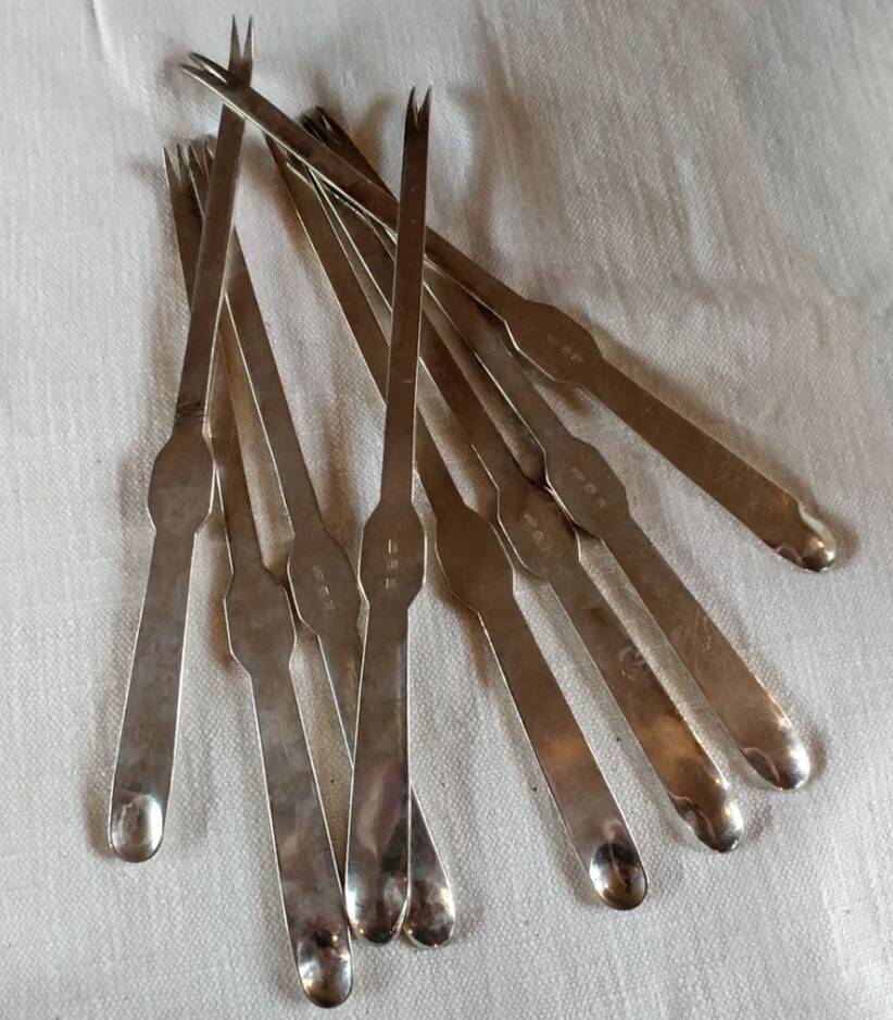 Lobster curettes or pulls