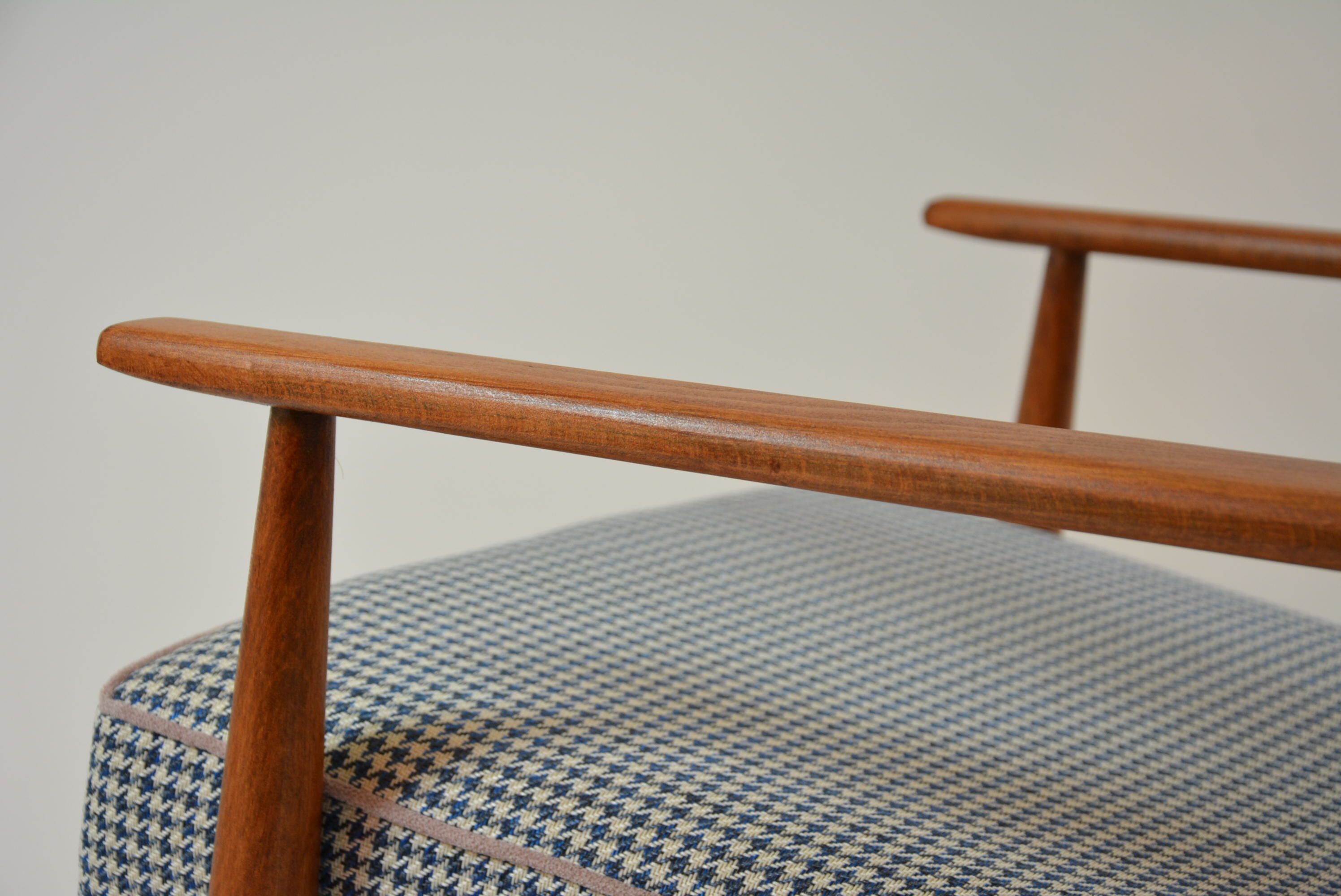 Fauteuil Fox pieds de poule bleu