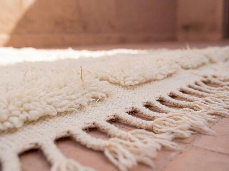 Authentic handmade pure natural wool rug size 2/3 m