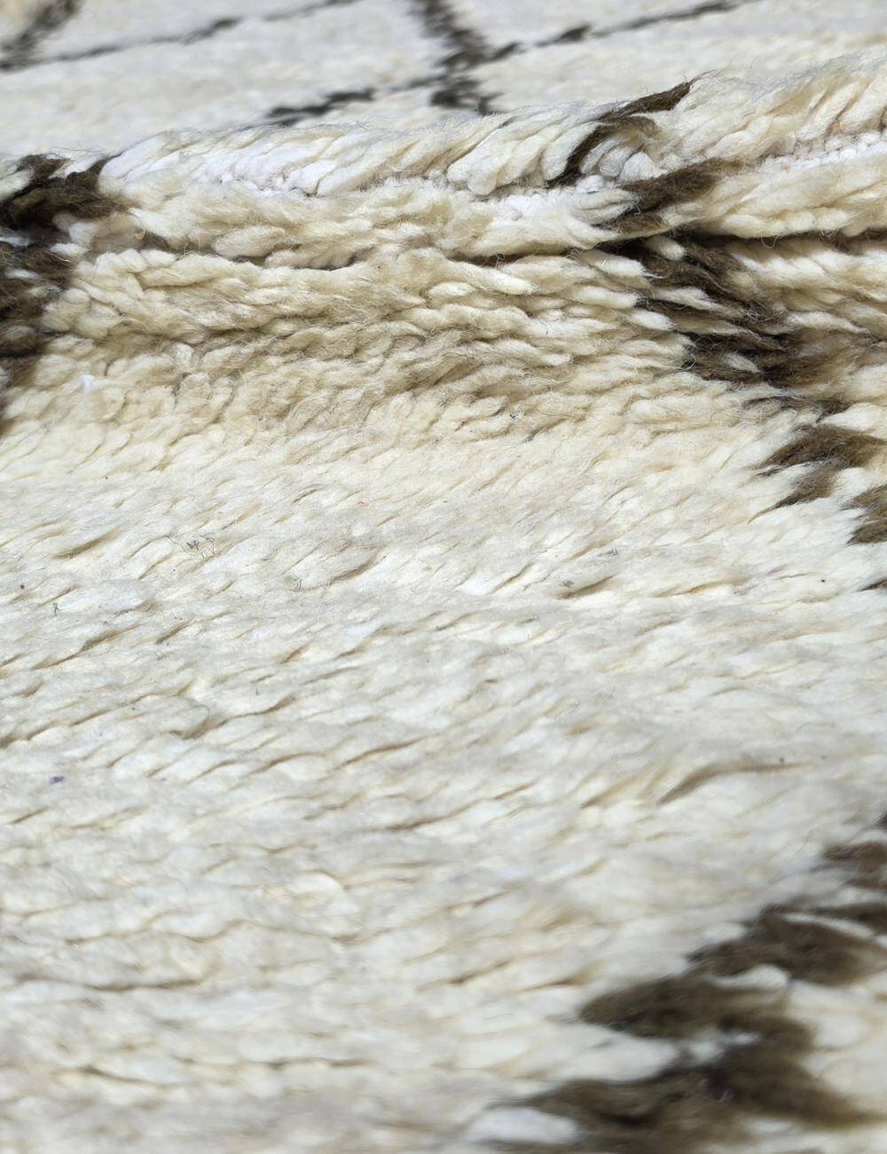 Vintage Beni Ourain Rug - 282 x 160 cm
