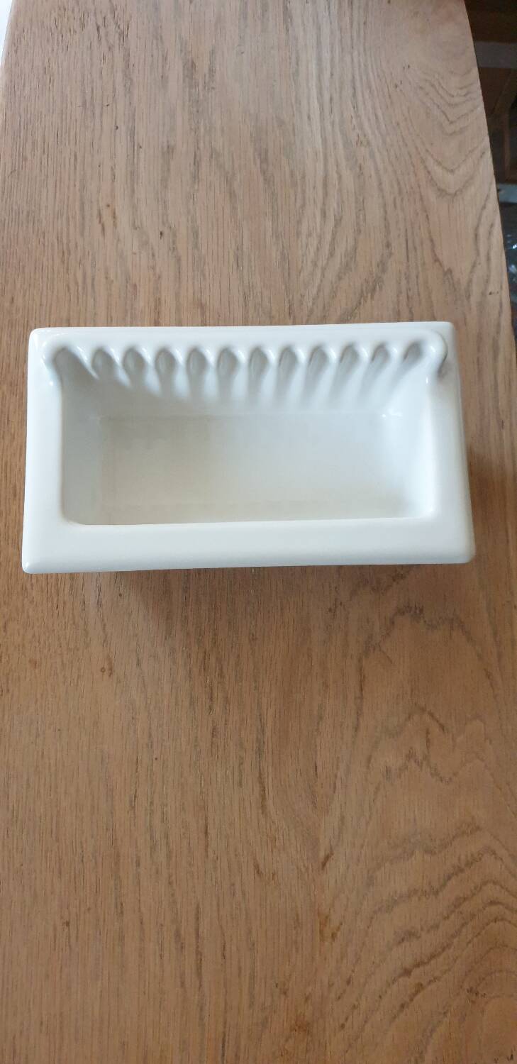 Built-in soap dish