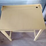 Children's desk