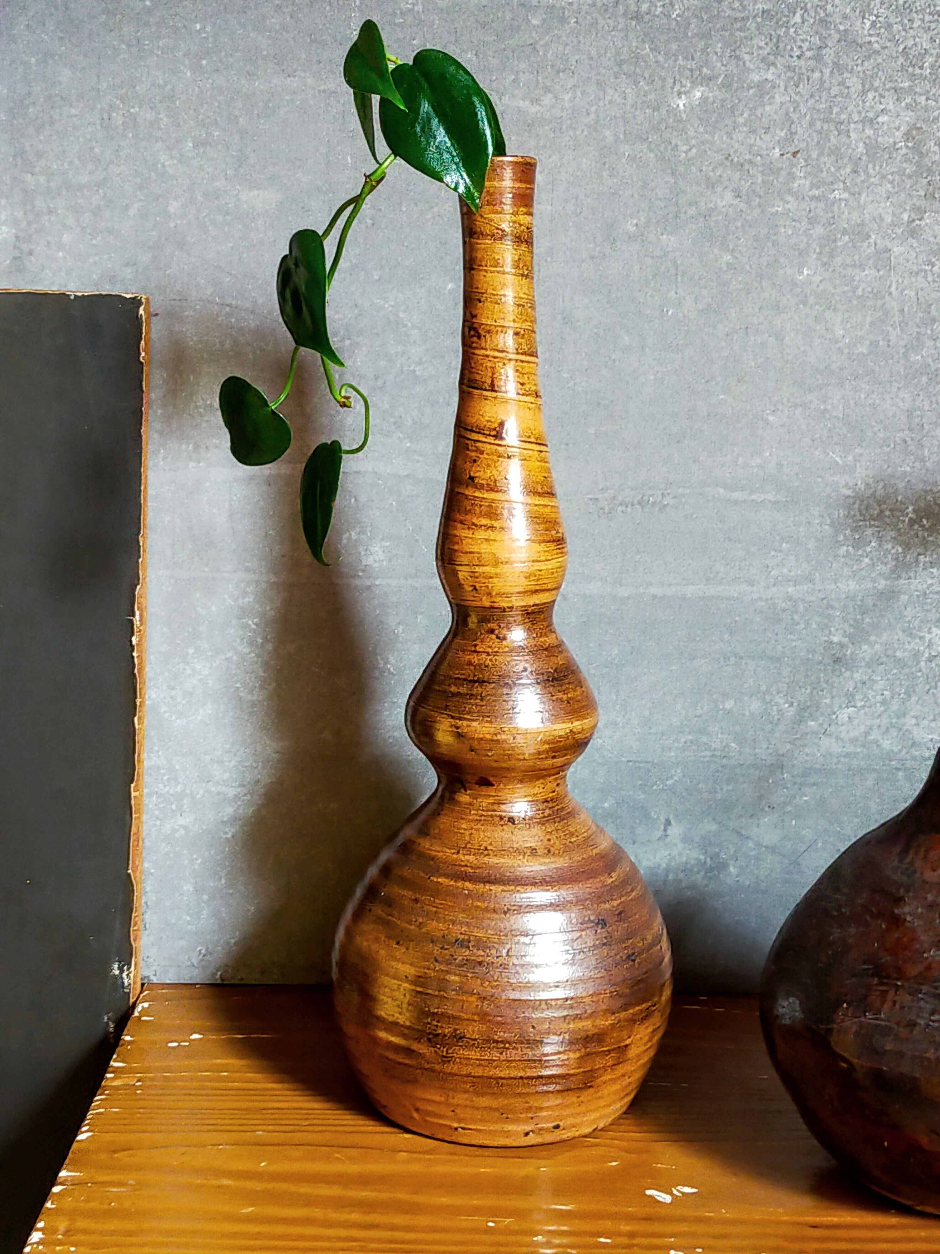 Potter's soliflore vase in vintage glazed stoneware