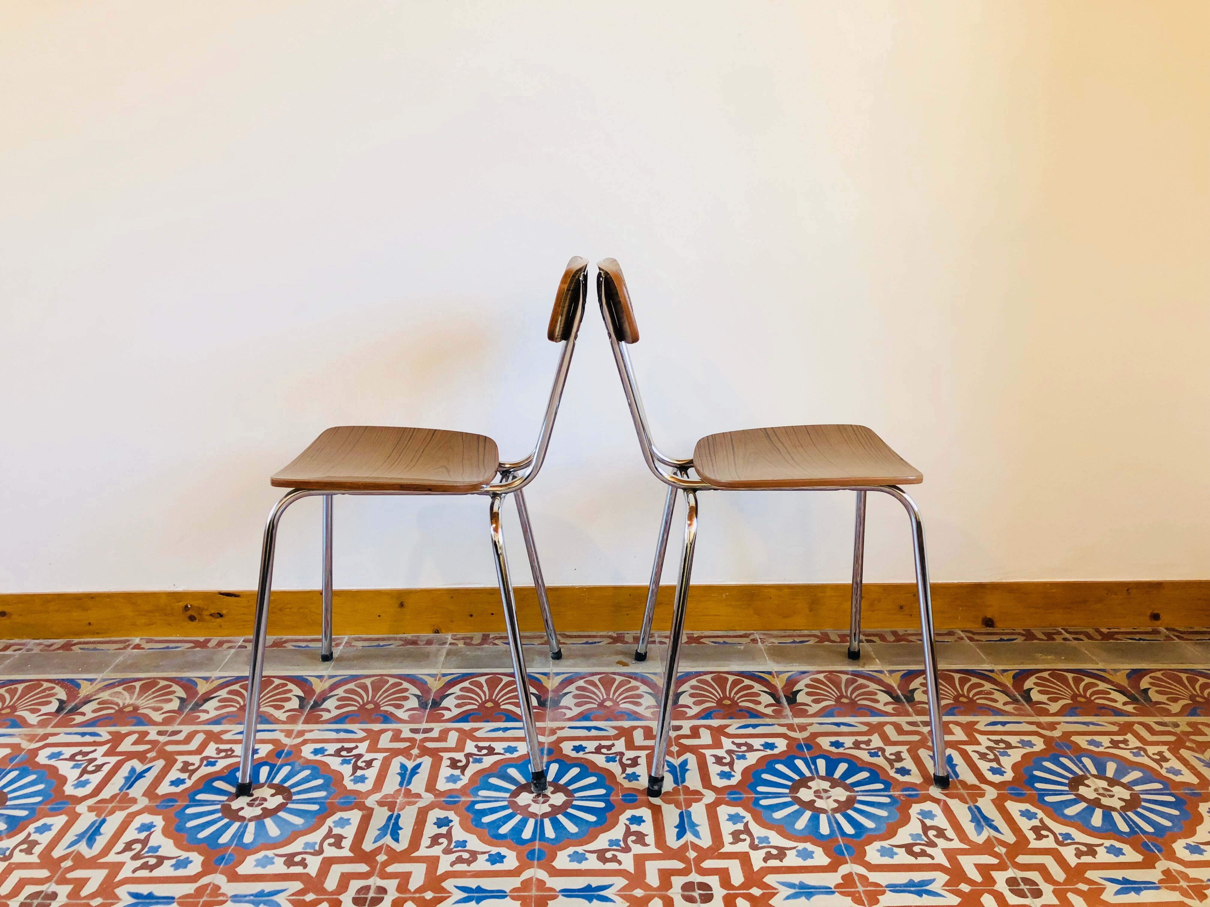 Pair of chairs in formica