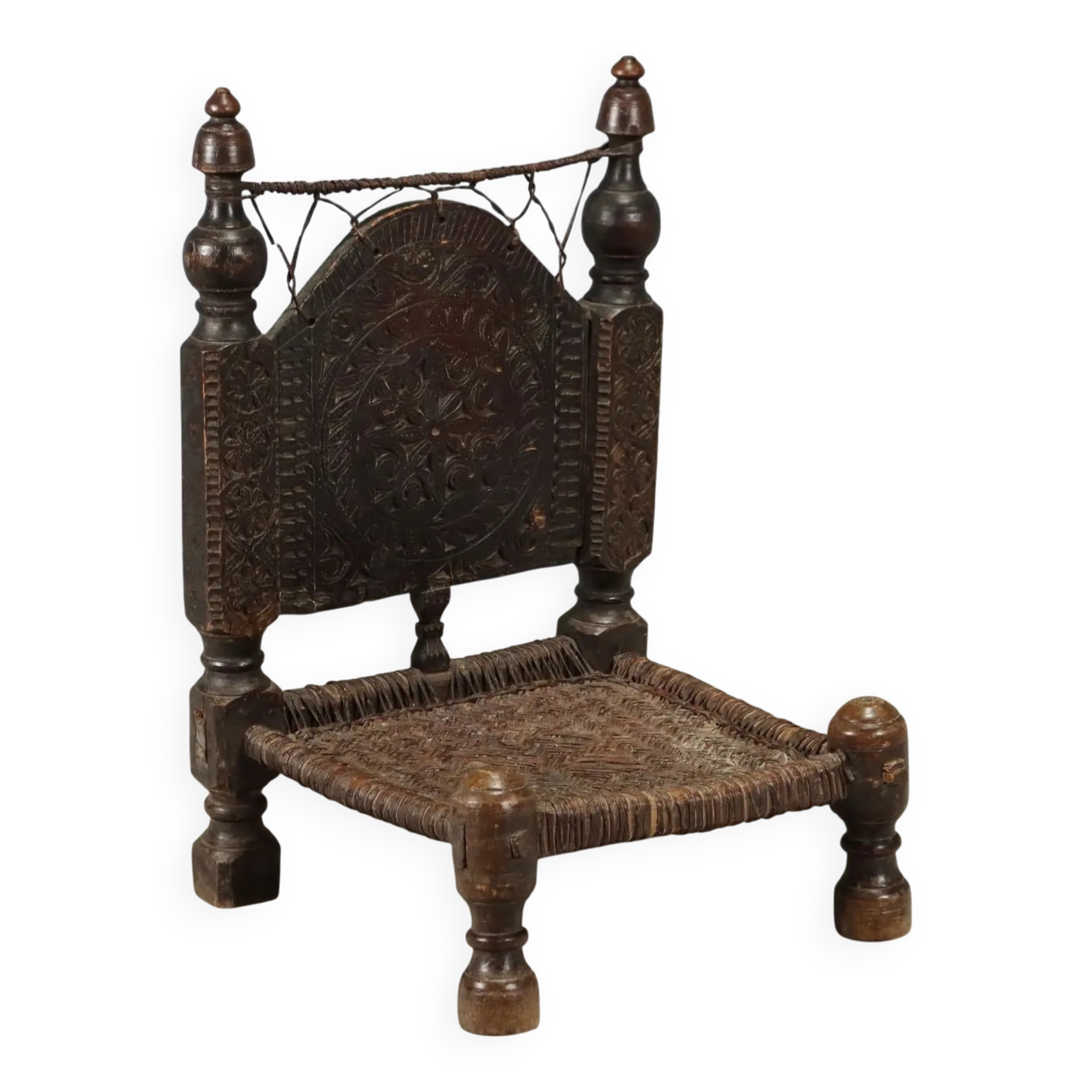 Chaise ethnique ancienne en bois exotique et cuir, Pakistan '800