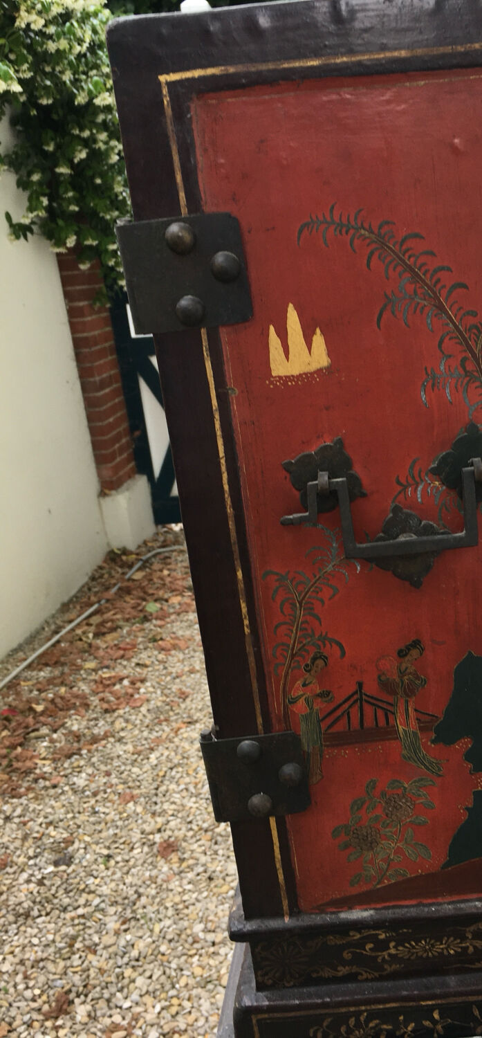 Pair of 19th-century Chinese cabinets