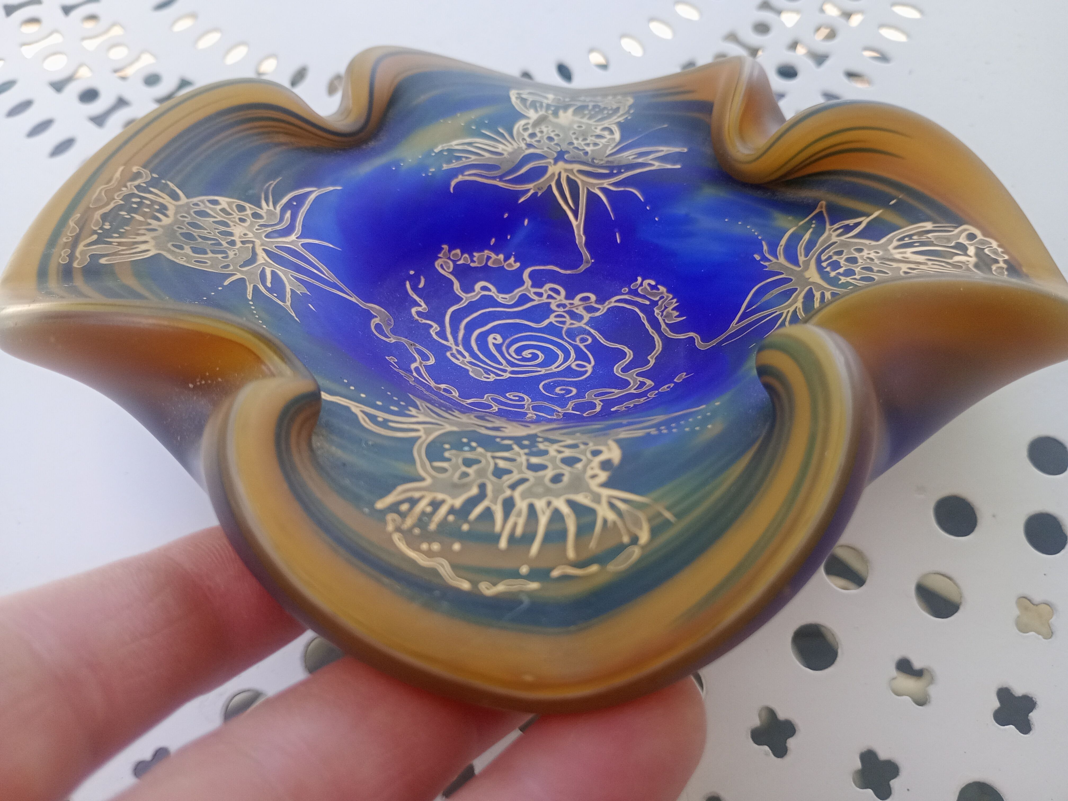 Gabriel Millesi - Pérouges - Polychrome glass corolla bowl with gold decoration
