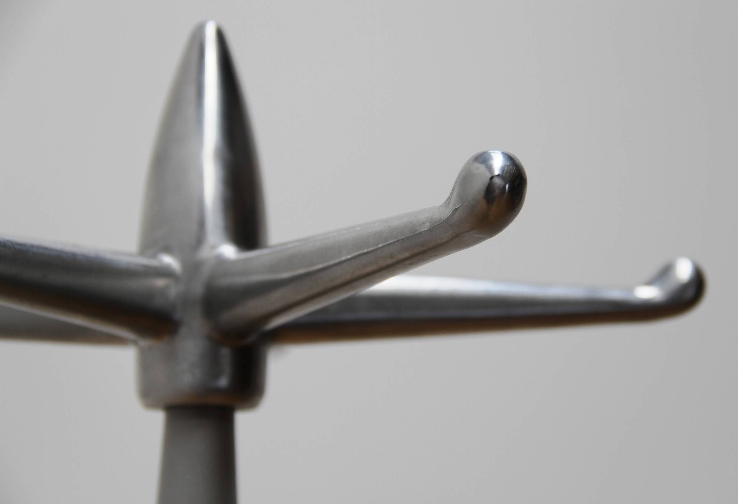 Magis Wiking designer coat rack