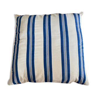 Tensira floor cushion