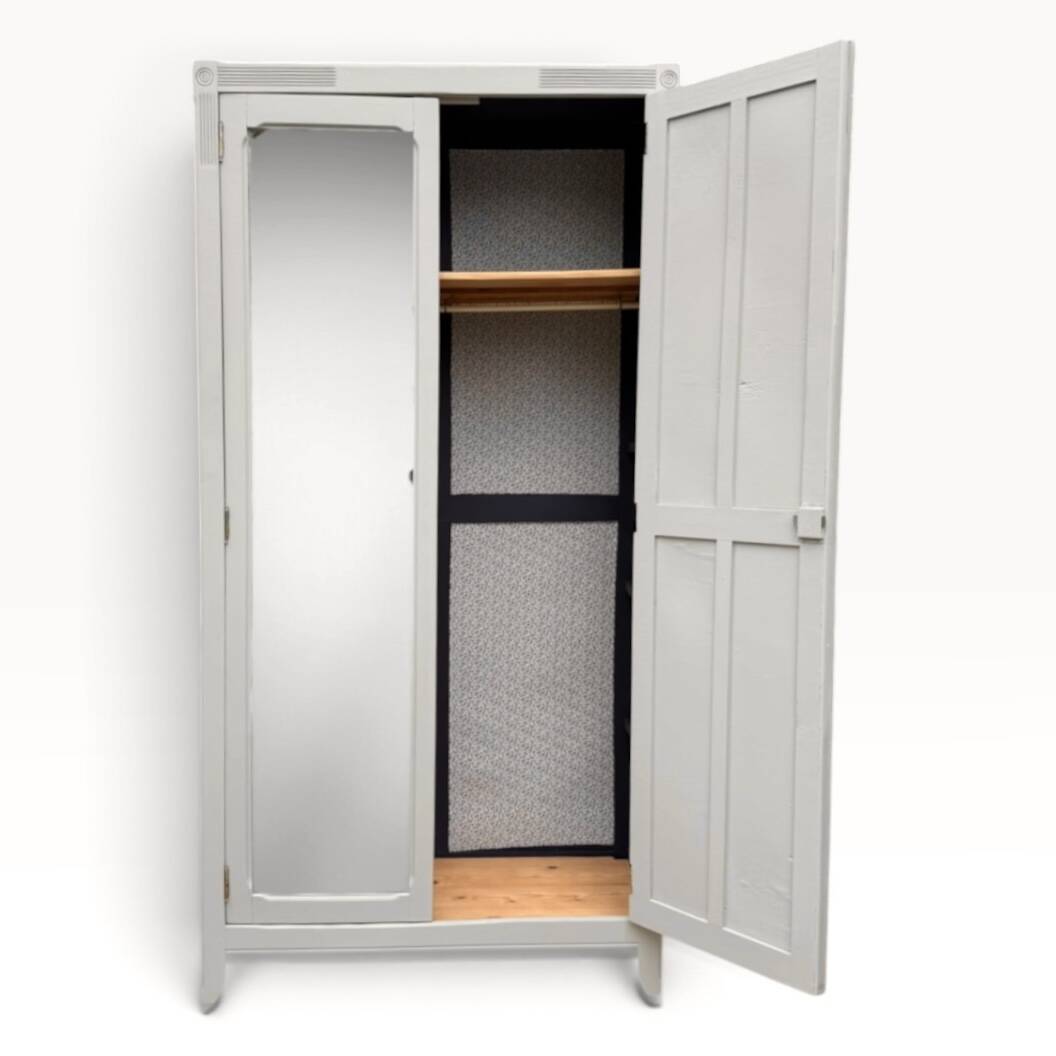 Armoire parisienne art déco rénovée miroir biseauté