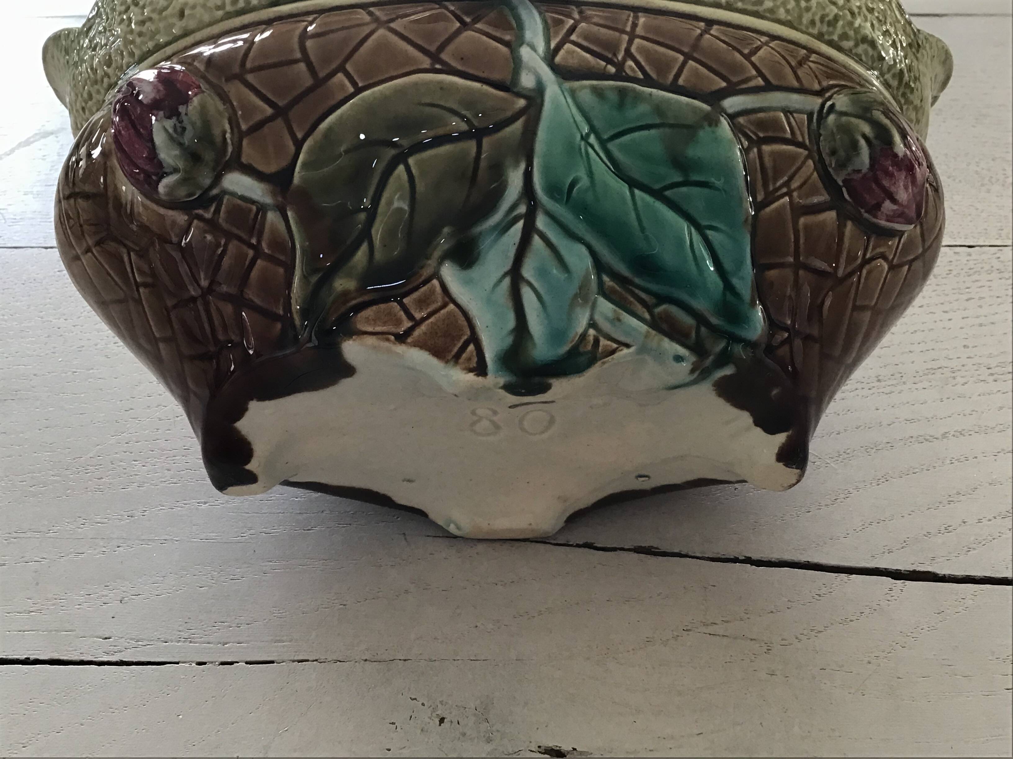 Antique barbotine jardinière