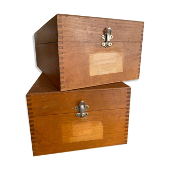 Set of 2 wooden plug boxes