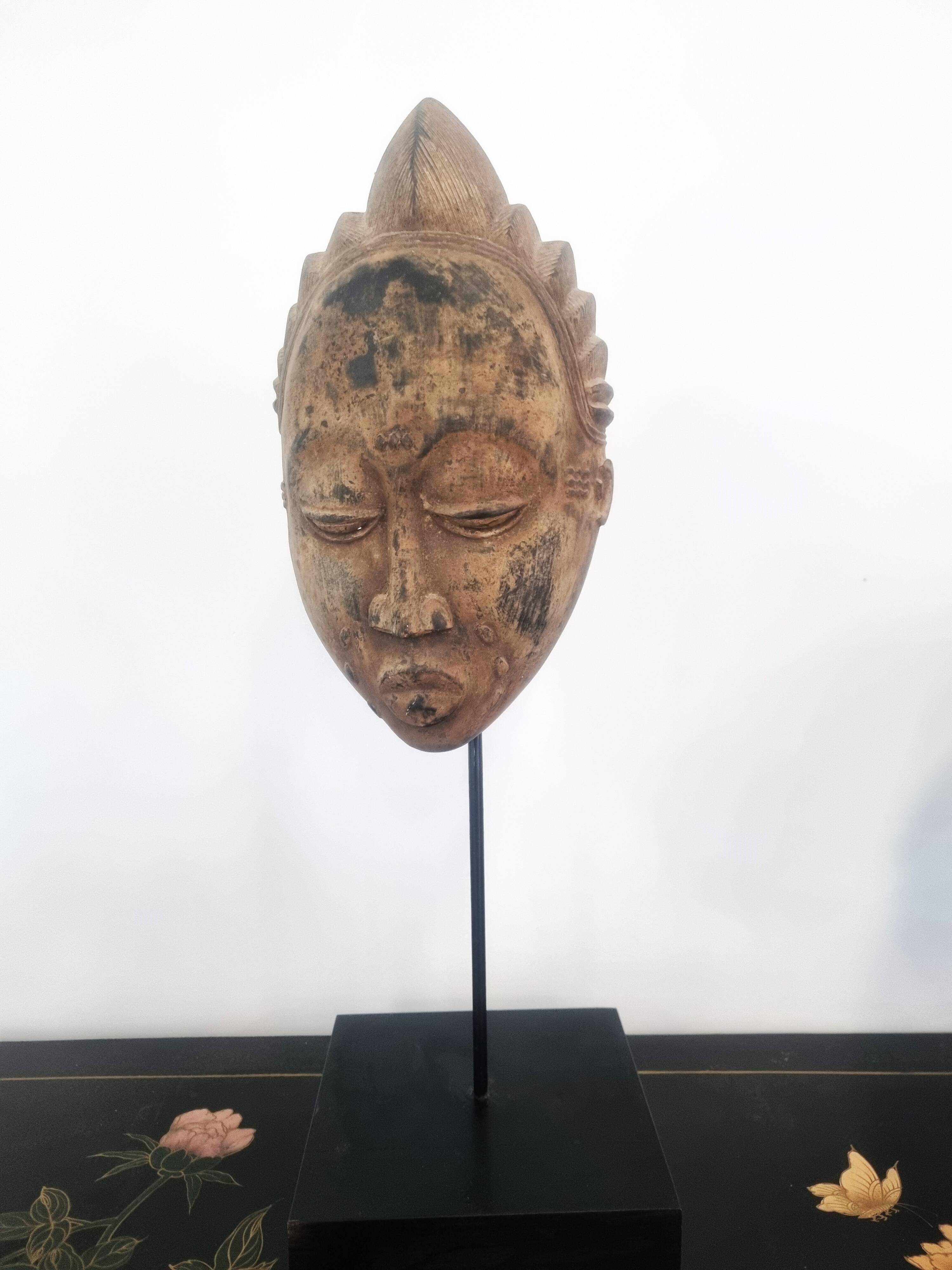 ETHNIC Dan mask from Ivory Coast