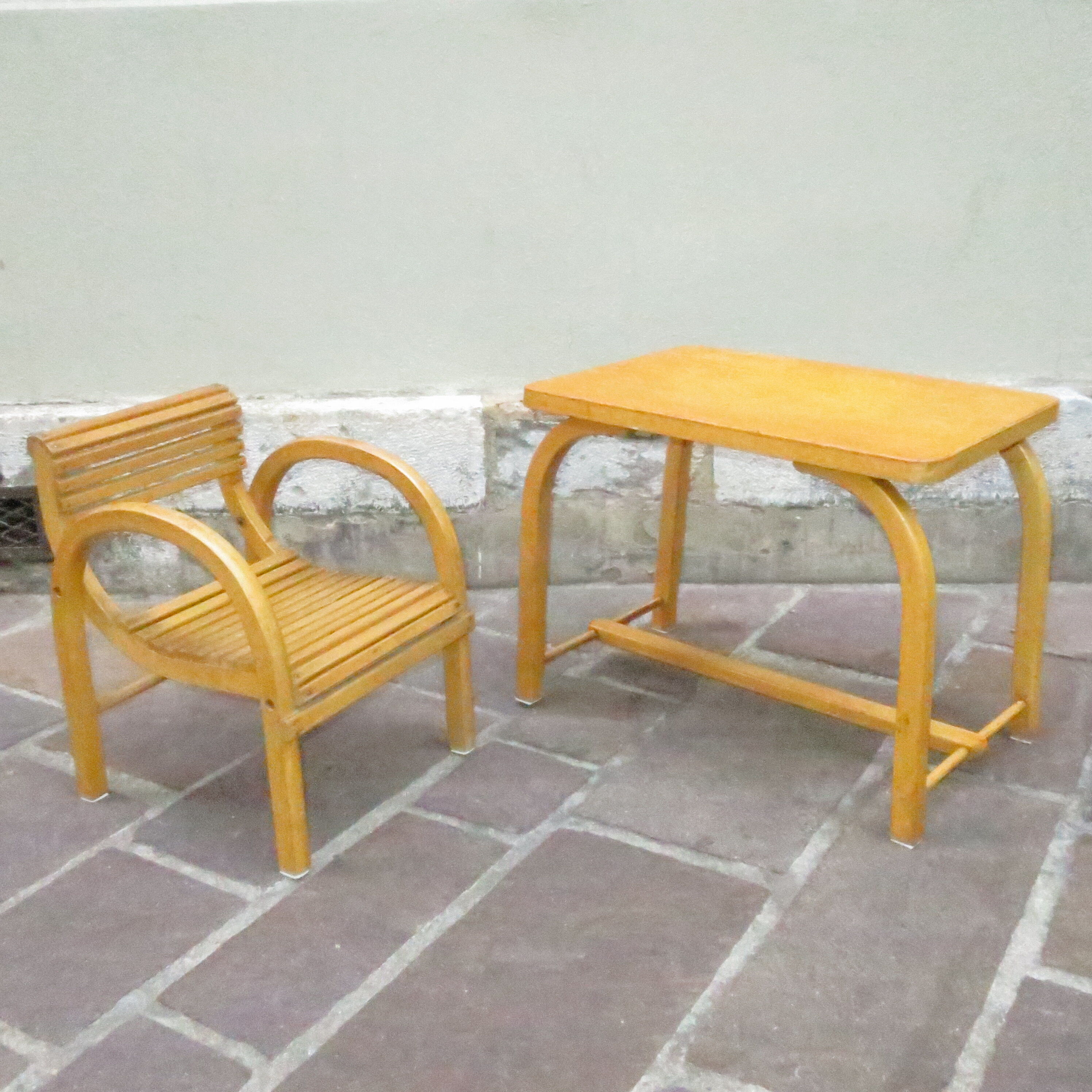 Bureau enfant et son fauteuil Baumann Art Déco