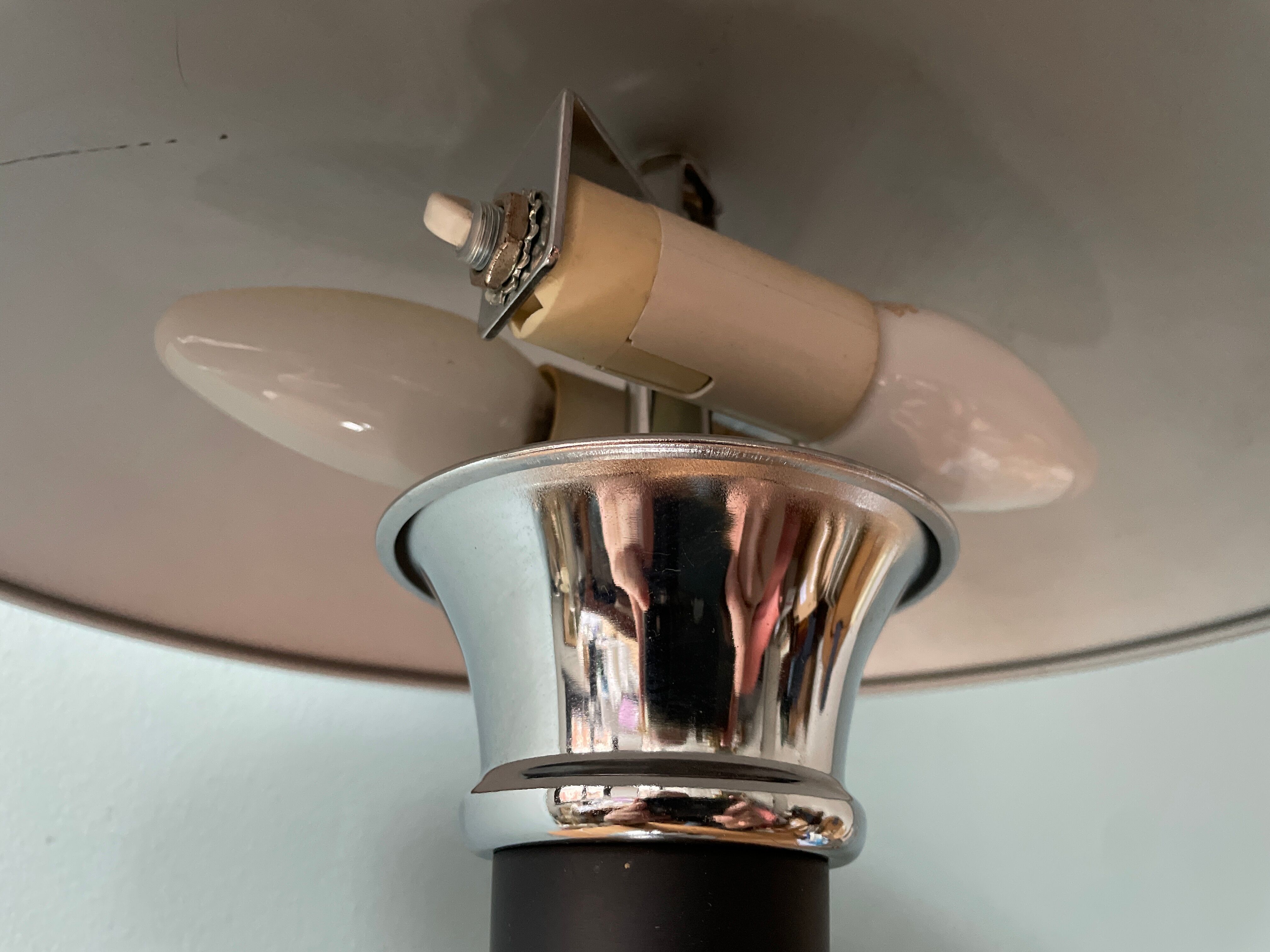 Vintage liner lamp 1980
