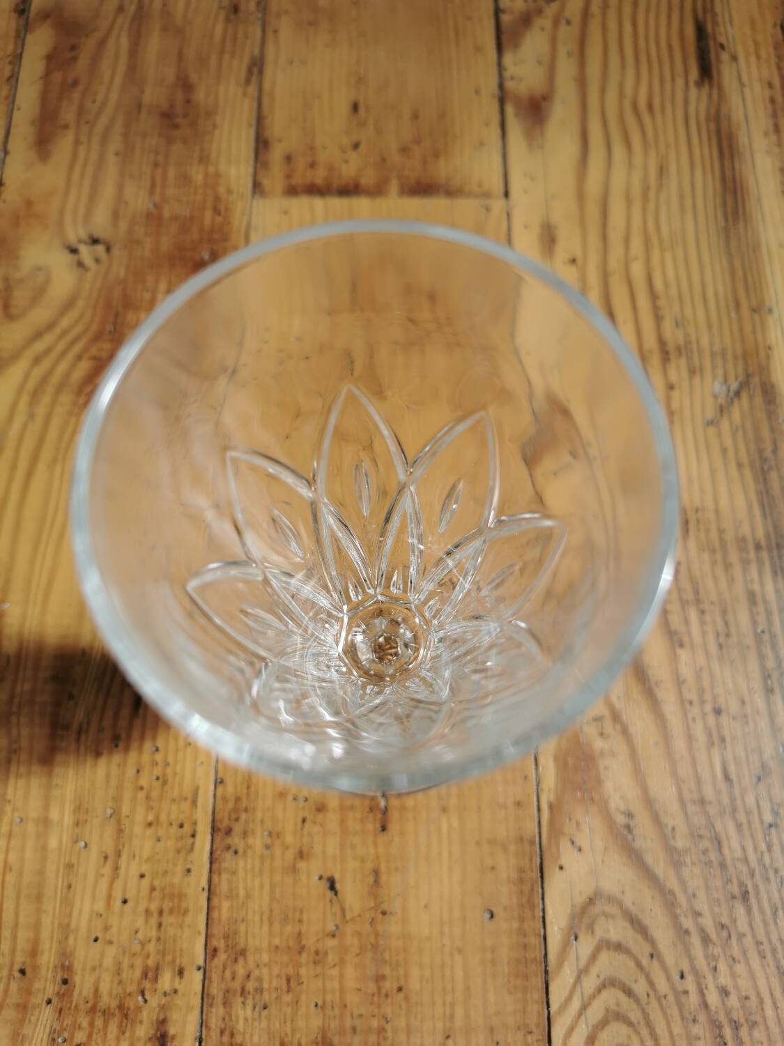 “Flower” champagne flutes