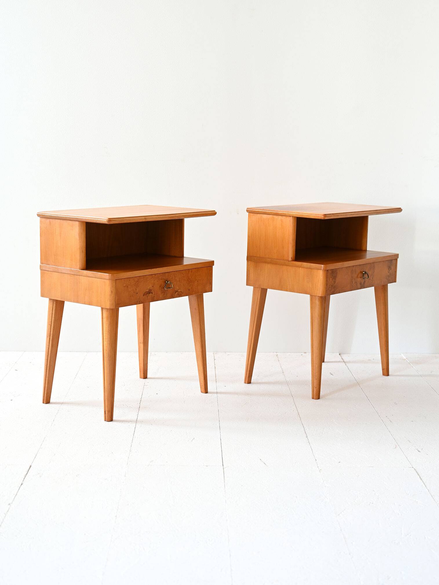 Tables de nuit vintage