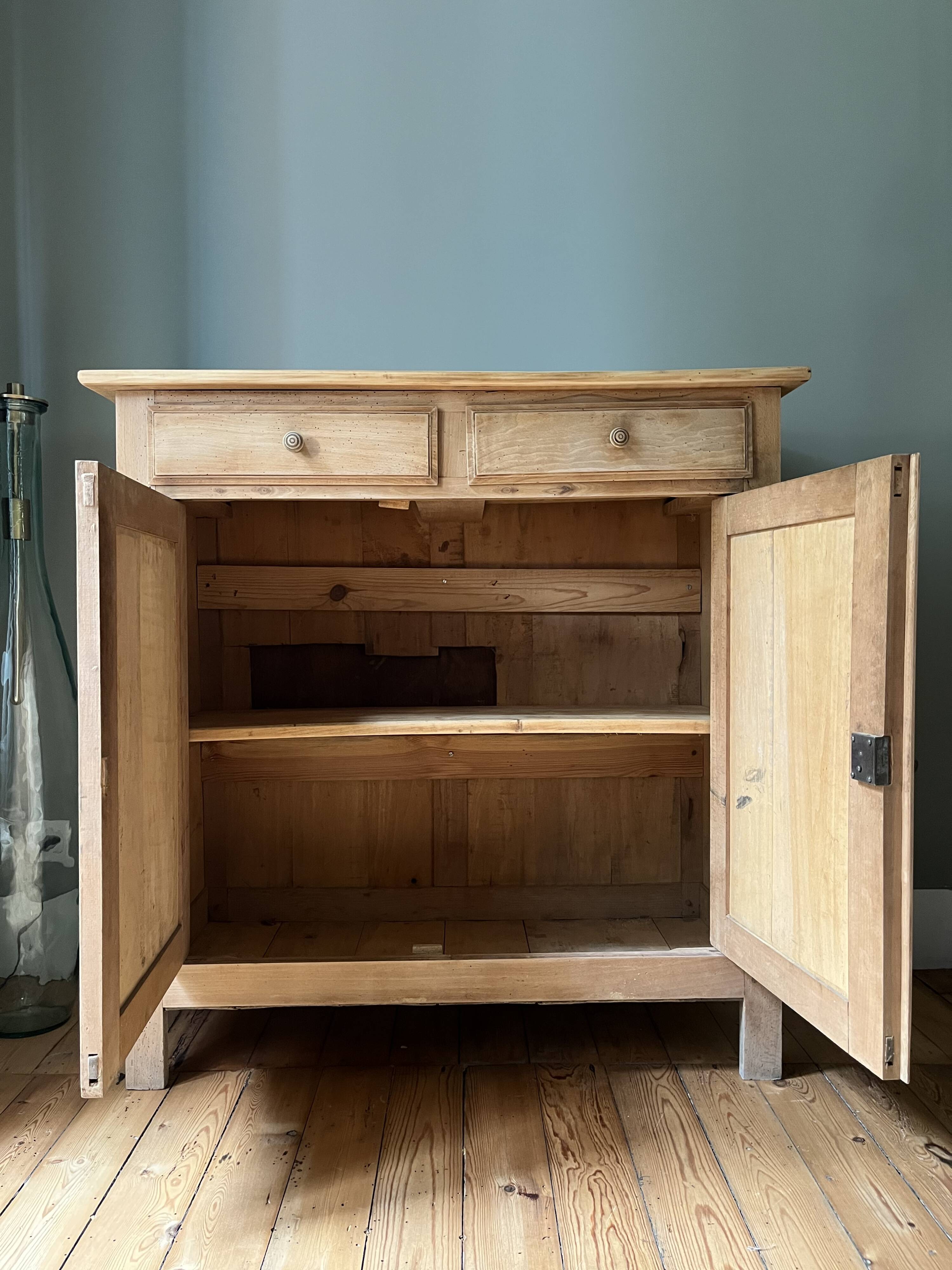 Renovated Parisian buffet