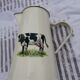 Pichet a lait en tole emaillee