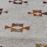 Tapis tissés main blanc et marron 125x180cm