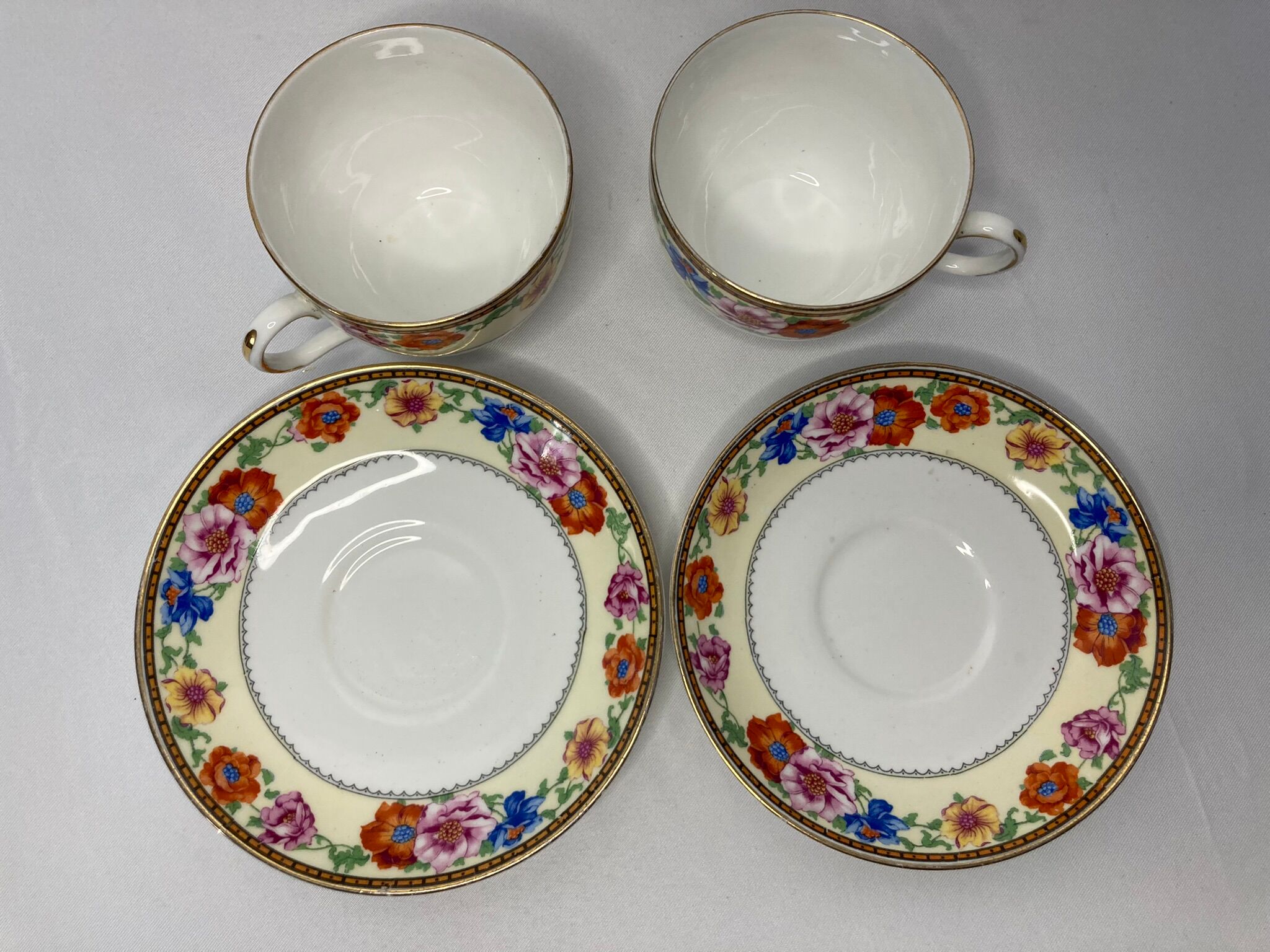 Old English porcelain tea cups Bisto early twentieth century