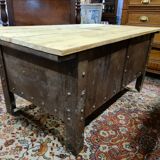 Table de salon en fer riveté et bois
