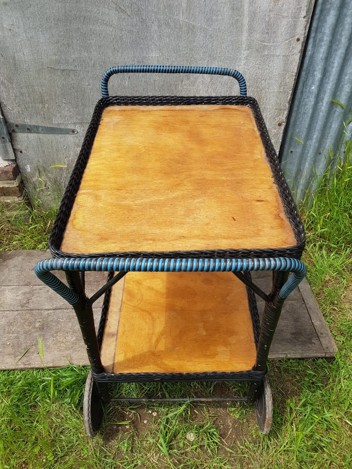 Old service servant rattan & scoubidou on wheels metal + wood trays
