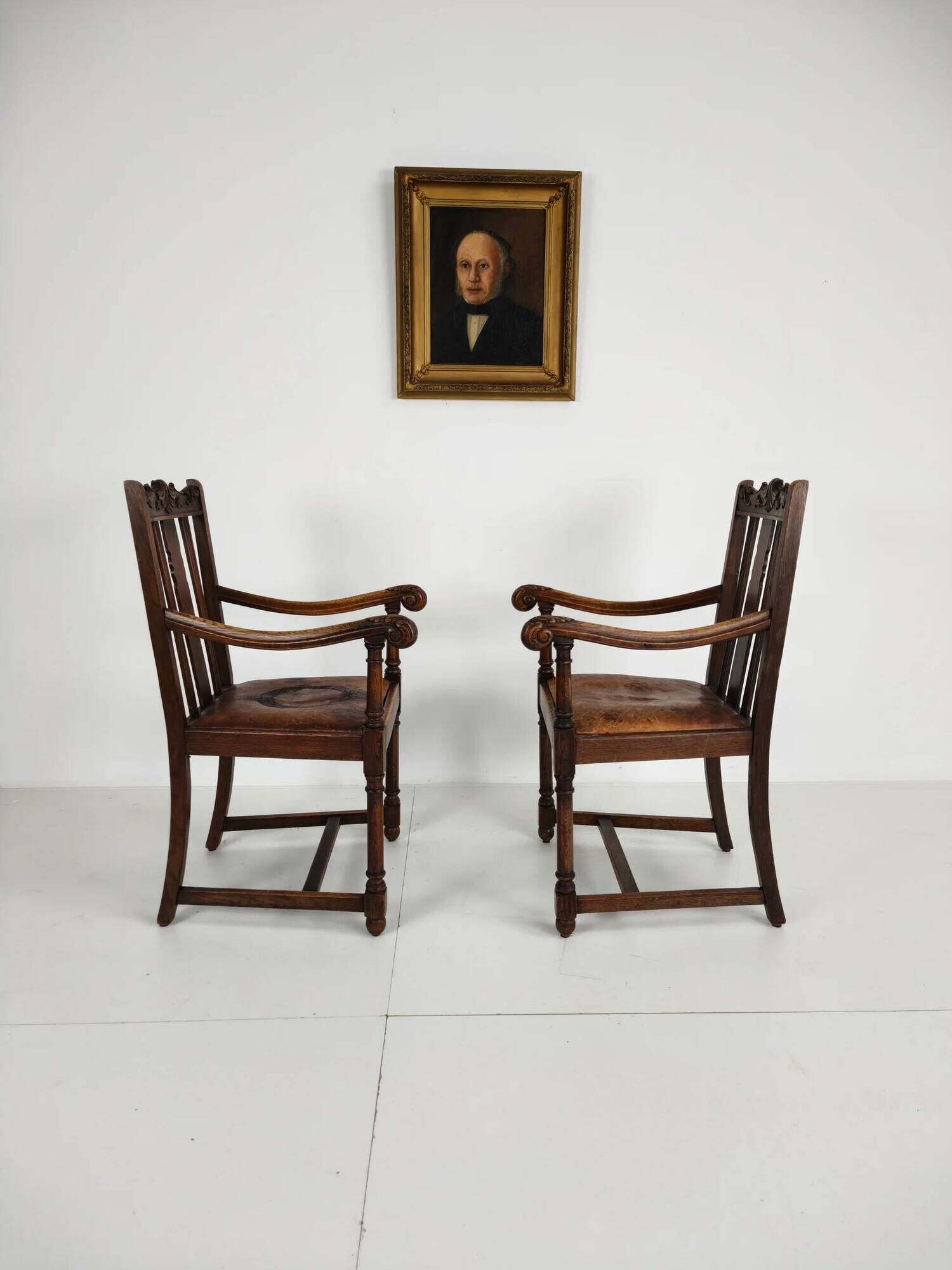 Paire de fauteuils en chêne F. Parker & Son – XIXe siècle anglais