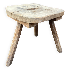 Tabouret de ferme rustique - brutaliste