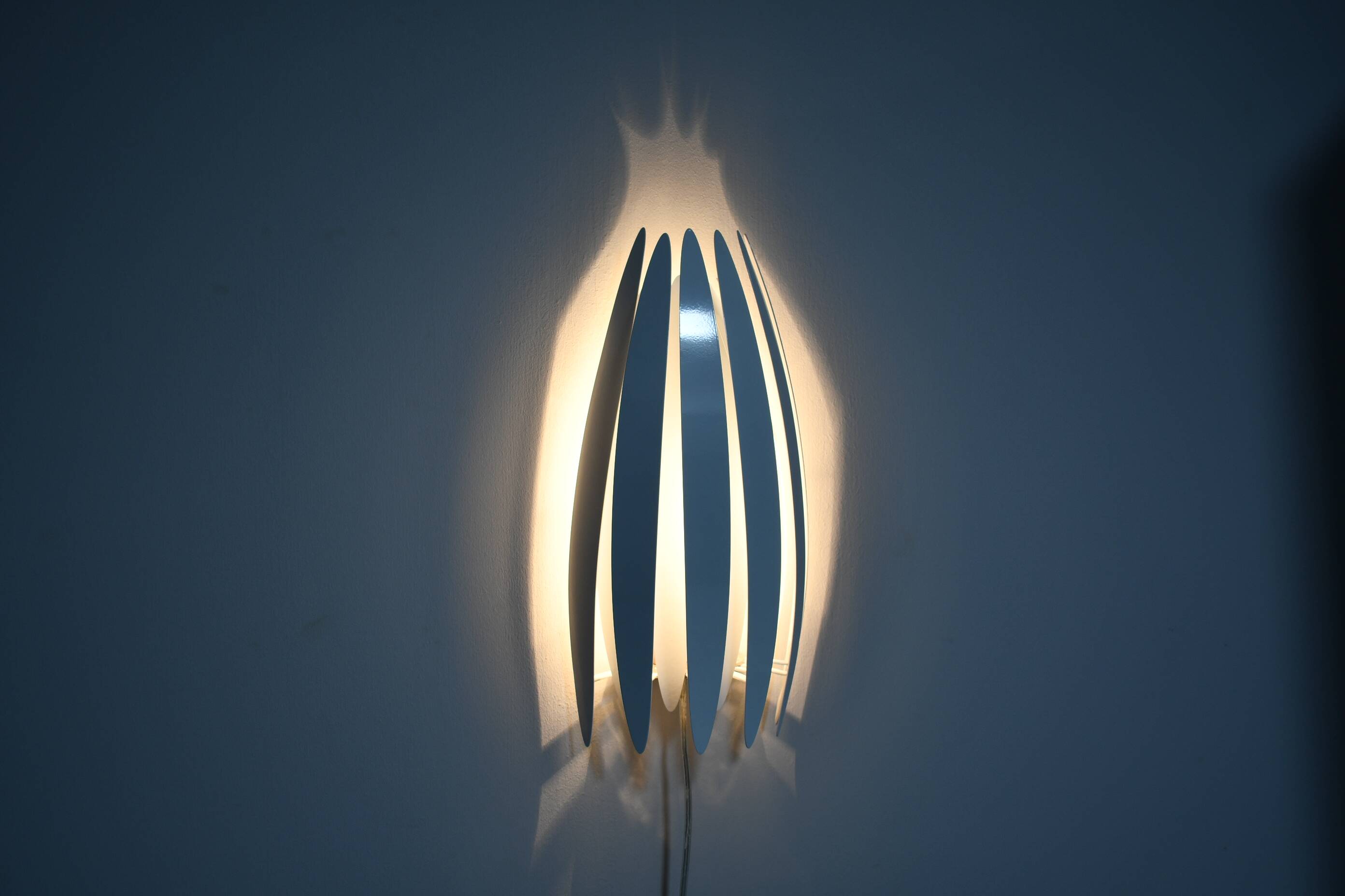 Danish wall lamp "Jaws" by Benny Frandsen (B)