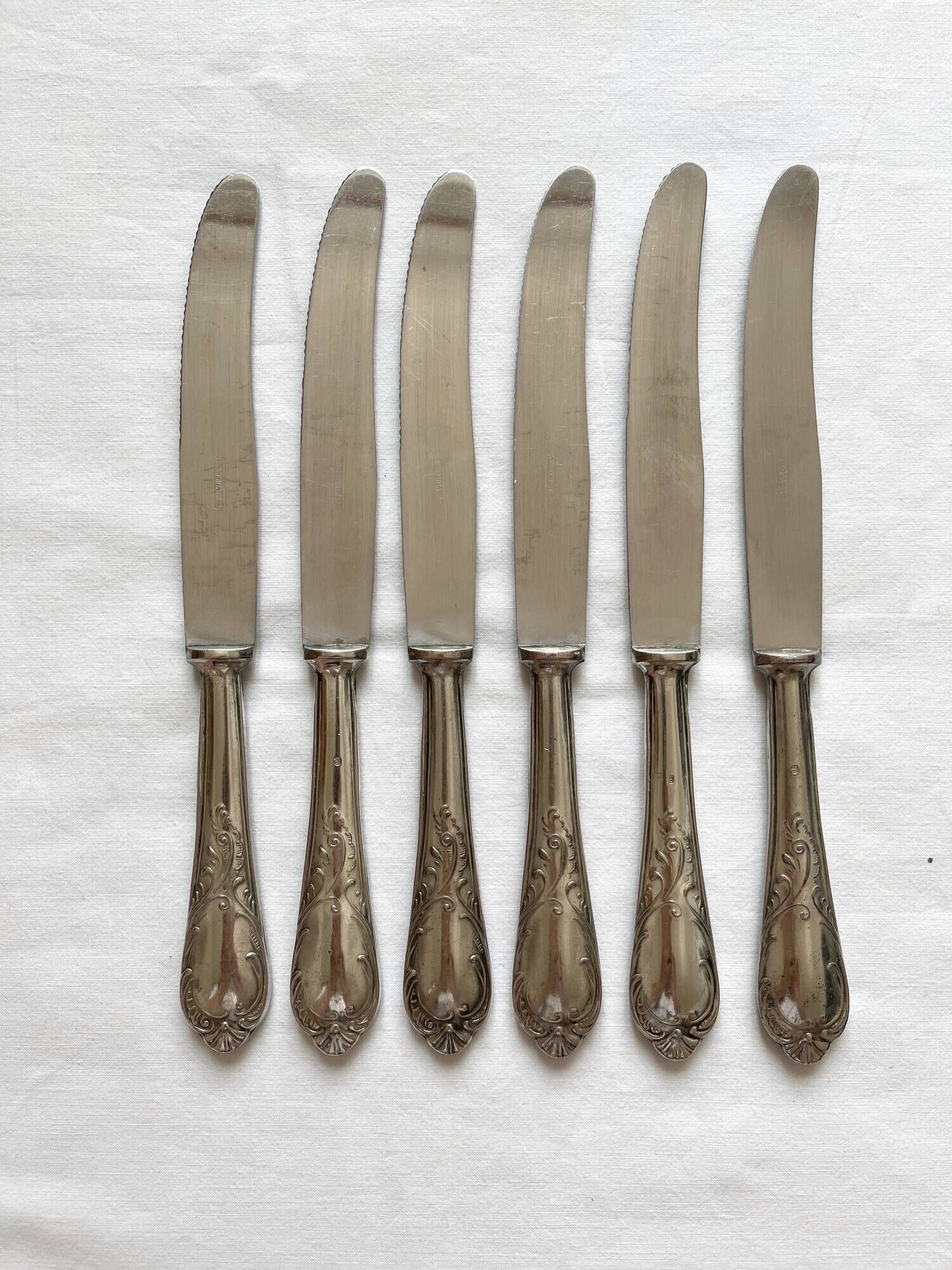 6 antique knives in silver metal and stainless blade