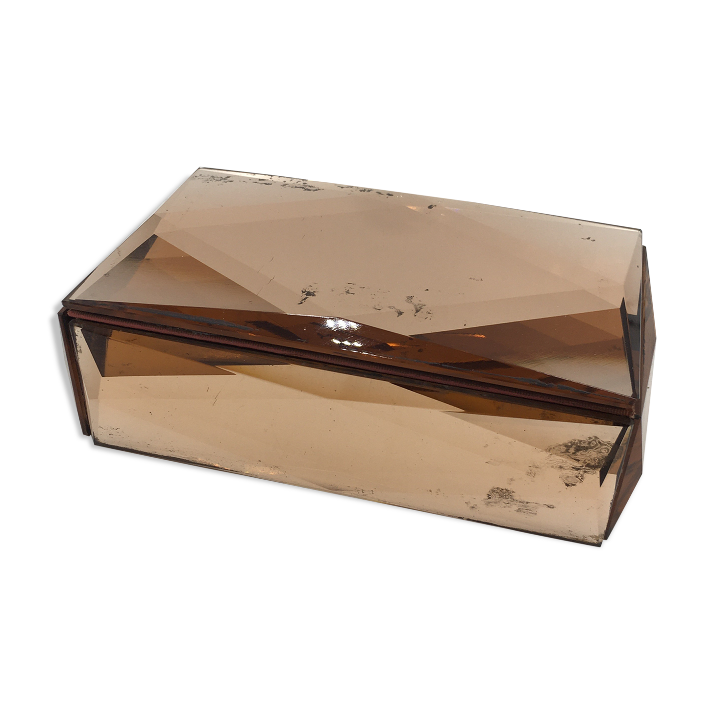 Mirror jewelry box in pink relief